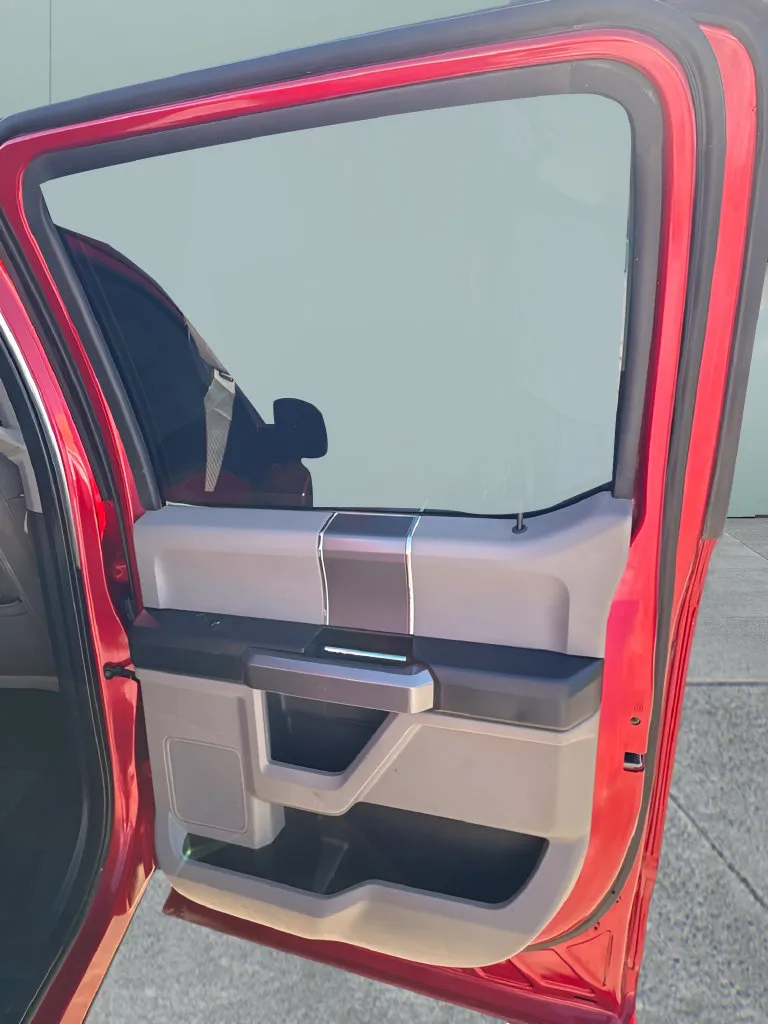 Ford F-150 photo 17