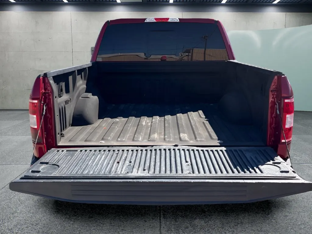 Ford F-150 photo 16