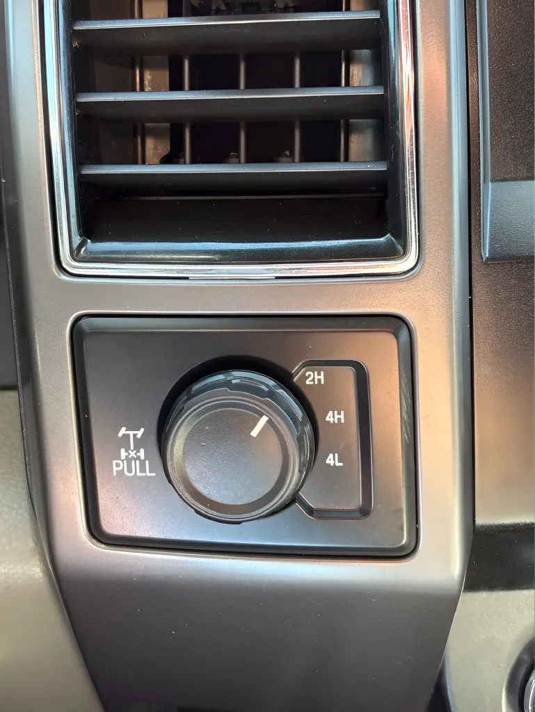 Ford F-150 photo 26
