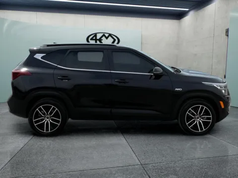 Photos of 2023 Kia Seltos EX for sale in Abilene, TX at 4M Autoplex - Industrial Blvd