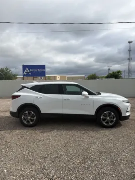 Photos of 2026 Chevrolet Blazer LT for sale in Abilene, TX at 4M Autoplex - Industrial Blvd