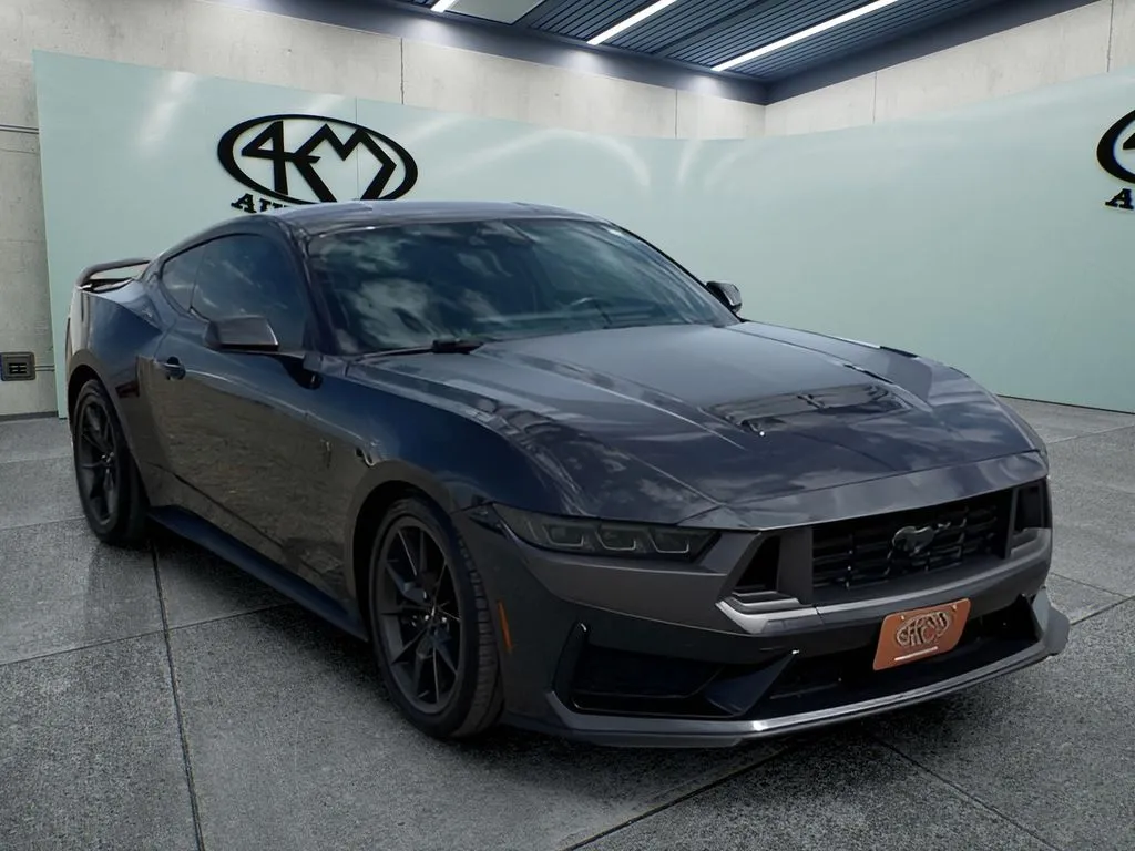 2024 Ford Mustang Dark Horse's photo