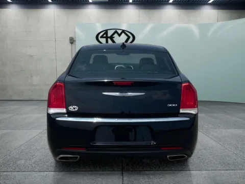 More photos of 2018 Chrysler 300 Touring at 4M Autoplex - Industrial Blvd, TX