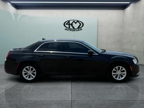 Photos of 2018 Chrysler 300 Touring for sale in Abilene, TX at 4M Autoplex - Industrial Blvd