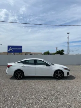 Photos of 2023 Nissan Altima 2.5 SR for sale in Abilene, TX at 4M Autoplex - Industrial Blvd
