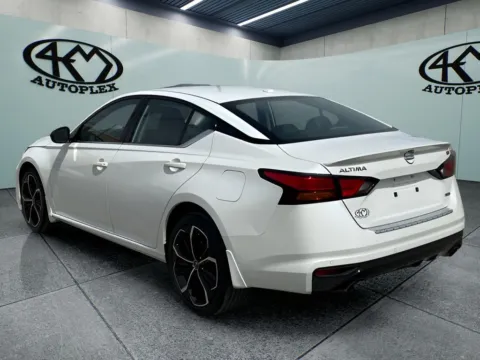 More photos of 2023 Nissan Altima 2.5 SR at 4M Autoplex - Industrial Blvd, TX