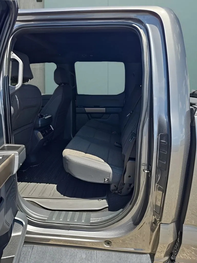 Ford F-150 photo 15