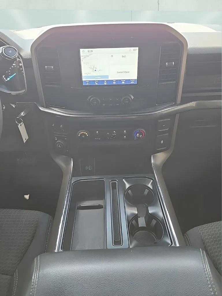 Ford F-150 photo 21