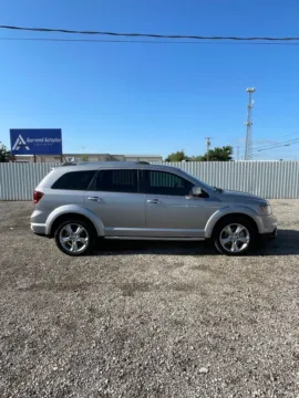 Photos of 2017 Dodge Journey Crossroad for sale in Abilene, TX at 4M Autoplex - Industrial Blvd