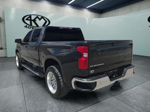More photos of 2021 Chevrolet Silverado 1500 LT at 4M Autoplex - Industrial Blvd, TX