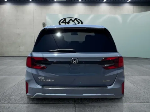 More photos of 2025 Honda Odyssey Elite at 4M Autoplex - Industrial Blvd, TX