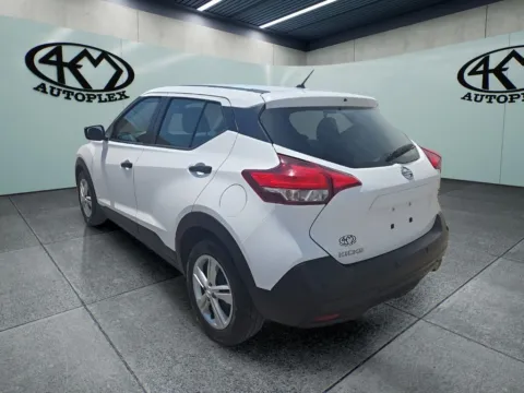 More photos of 2020 Nissan Kicks S at 4M Autoplex - Industrial Blvd, TX