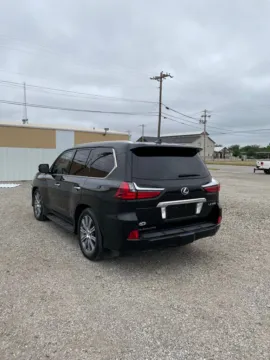 More photos of 2016 Lexus LX 570 at 4M Autoplex - Industrial Blvd, TX