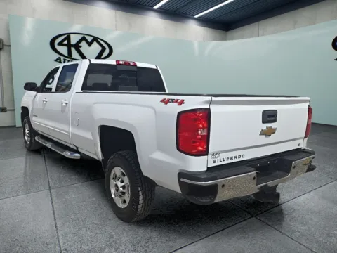 More photos of 2018 Chevrolet Silverado 2500HD LT at 4M Autoplex - Industrial Blvd, TX