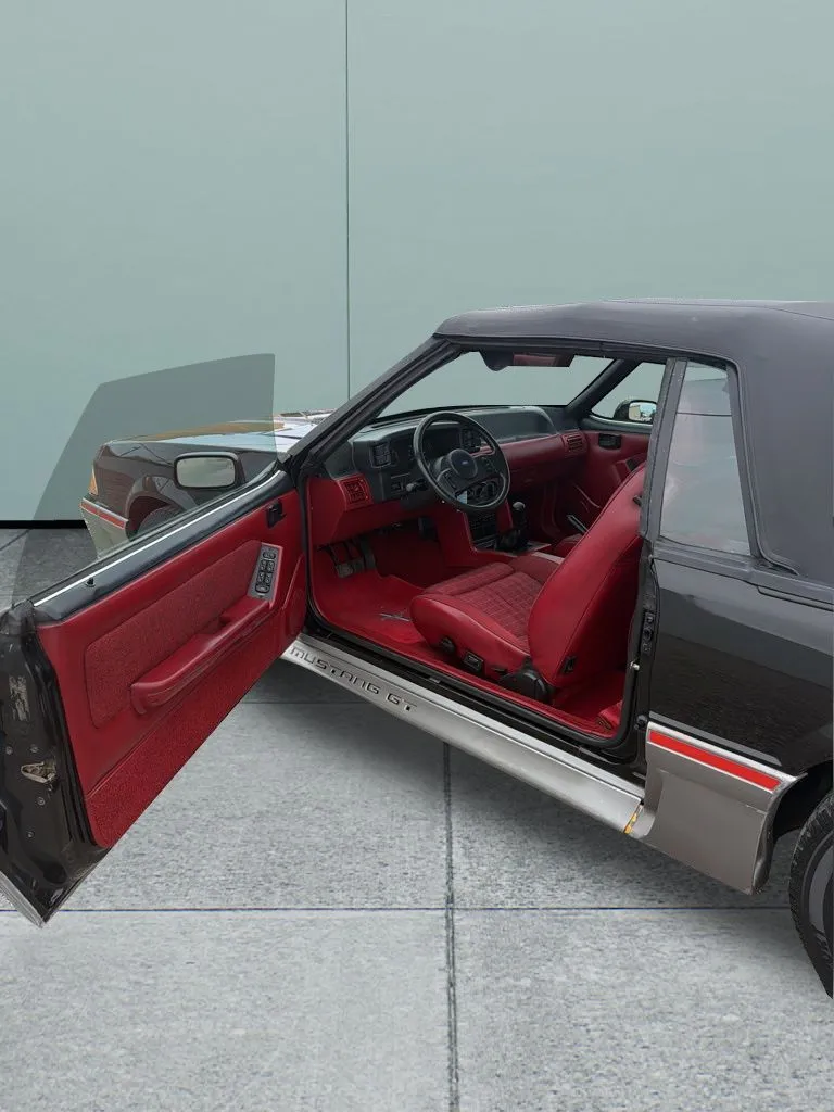 Ford Mustang photo 14