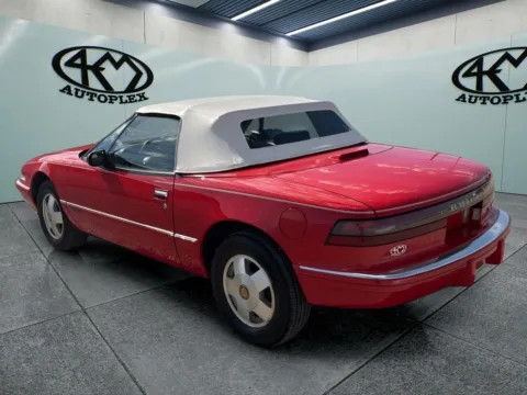 More photos of 1990 Buick Reatta at 4M Autoplex - Industrial Blvd, TX