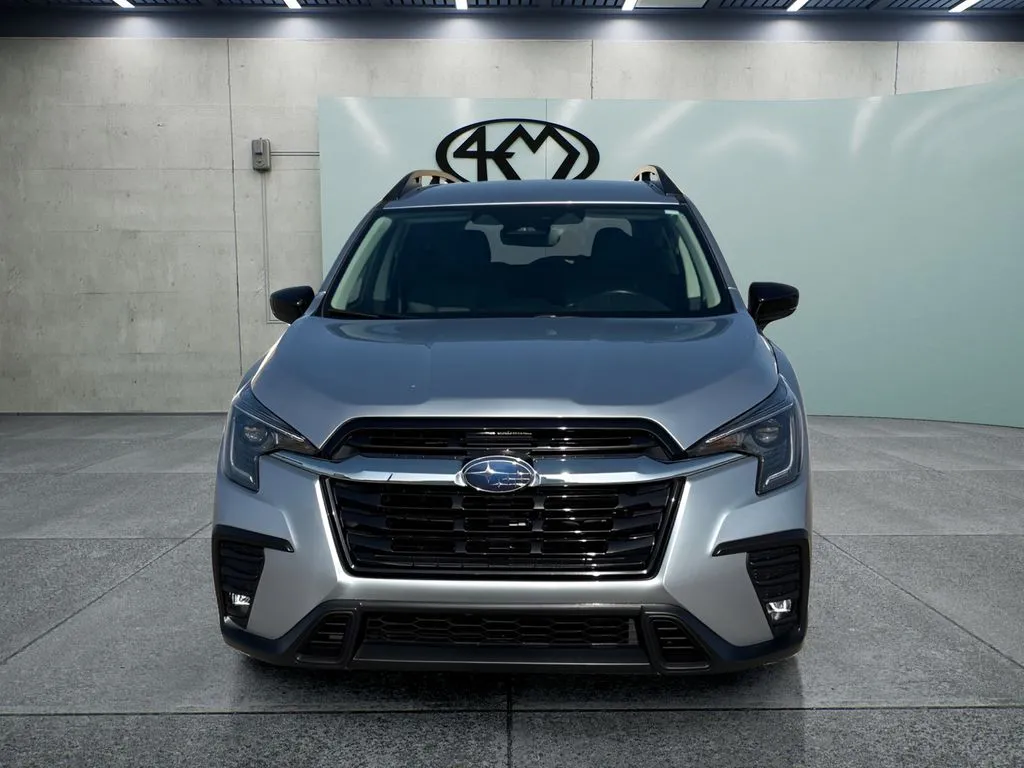 Subaru Ascent photo 8