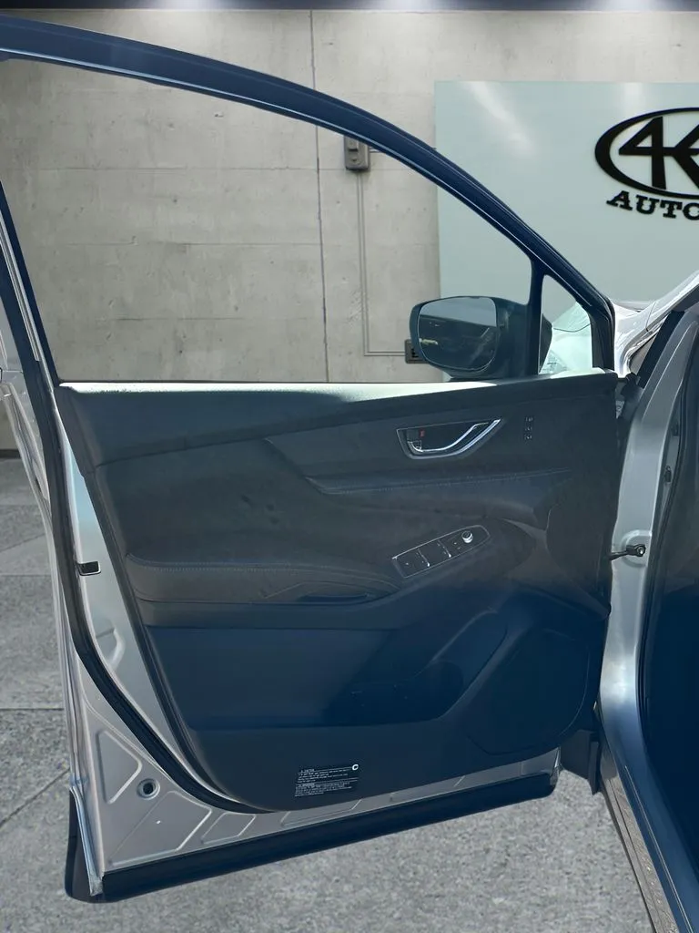 Subaru Ascent photo 12