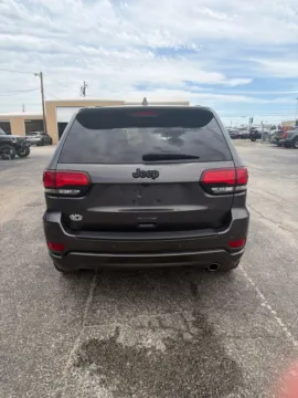 More photos of 2019 Jeep Grand Cherokee Altitude at 4M Autoplex - Industrial Blvd, TX