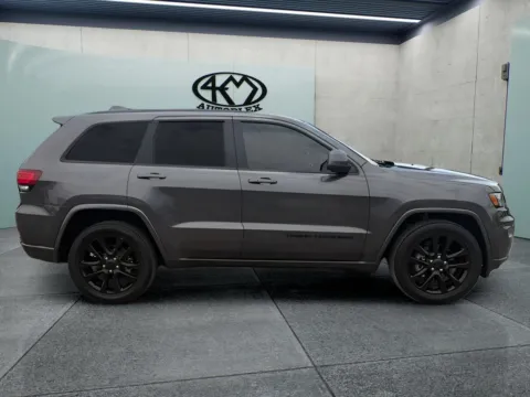 Photos of 2019 Jeep Grand Cherokee Altitude for sale in Abilene, TX at 4M Autoplex - Industrial Blvd