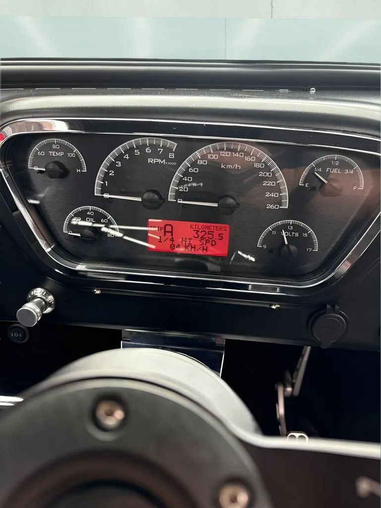 Ford F-100 photo 12