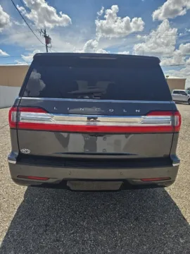 More photos of 2018 Lincoln Navigator Reserve at 4M Autoplex - Industrial Blvd, TX