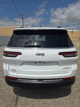 More photos of 2023 Jeep Grand Cherokee L Laredo at 4M Autoplex - Industrial Blvd, TX