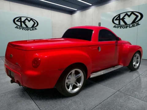 More photos of 2004 Chevrolet SSR at 4M Autoplex - Industrial Blvd, TX