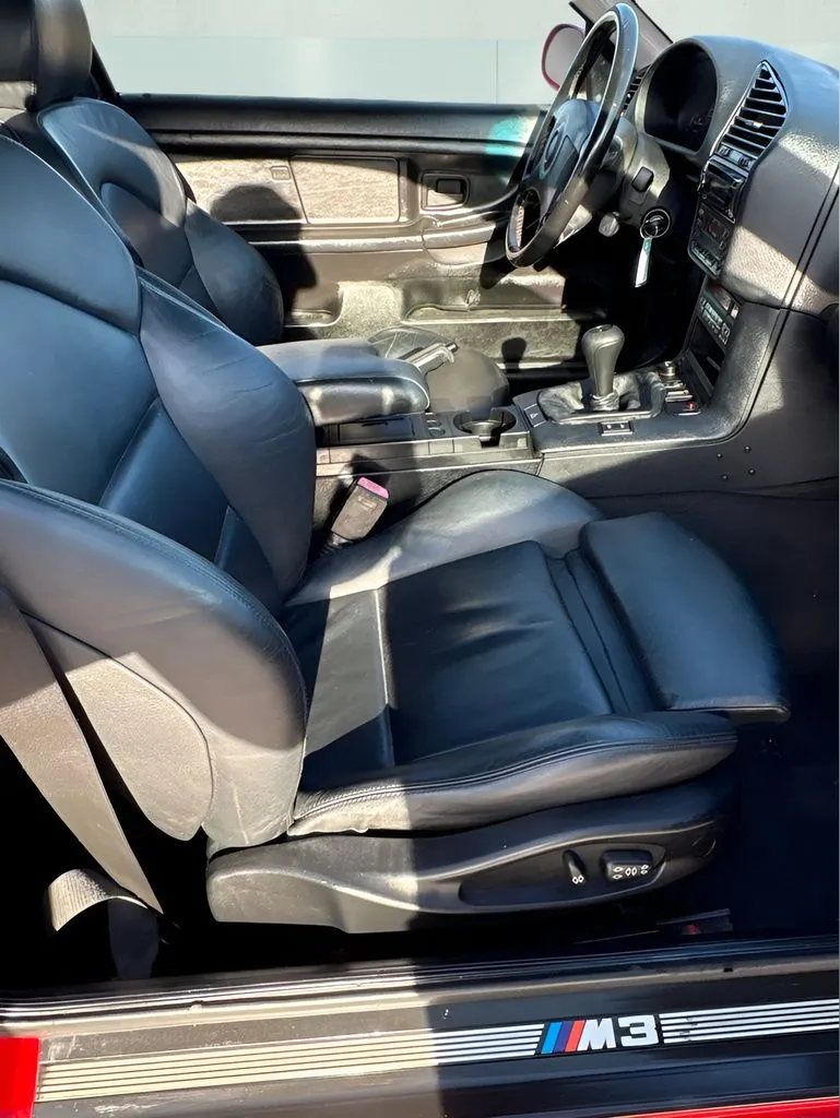 BMW M3 photo 14