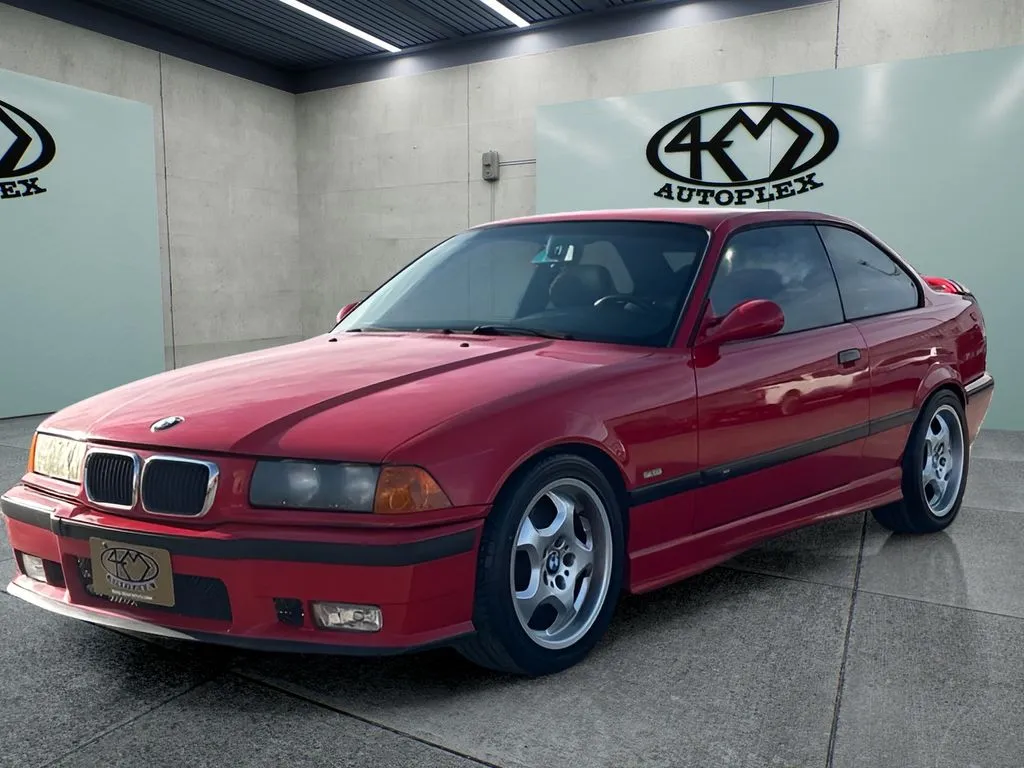 BMW M3 photo 7
