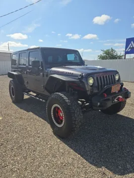 Gray 2016 Jeep Wrangler Unlimited Rubicon for sale in Abilene, TX