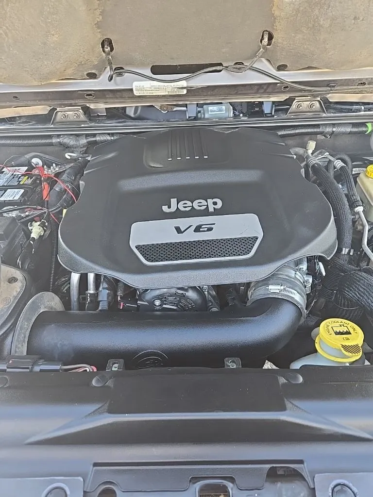 Jeep Wrangler photo 21