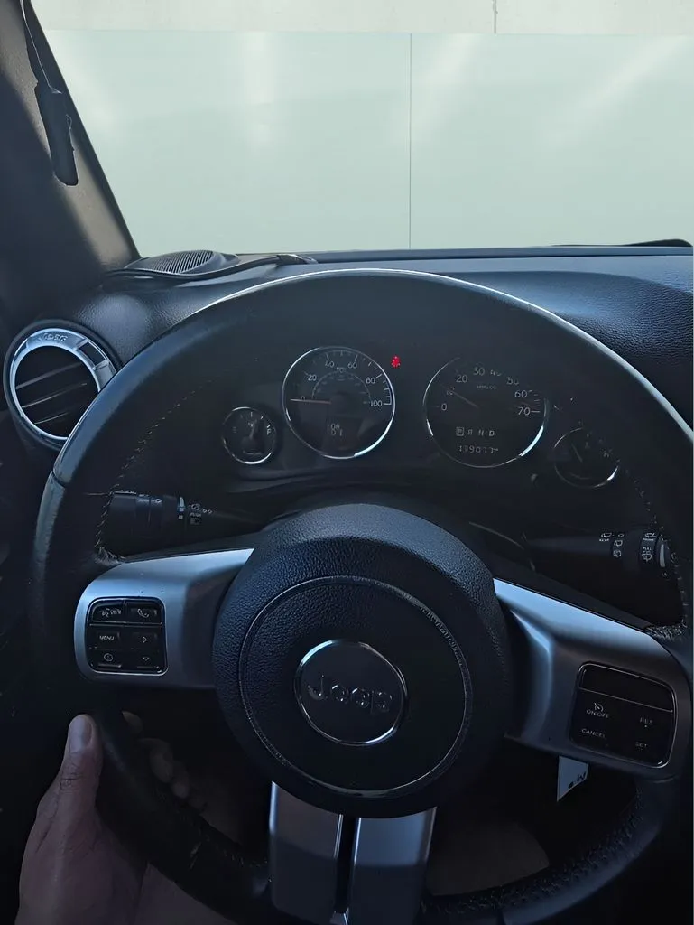Jeep Wrangler photo 17