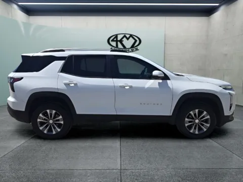 Photos of 2025 Chevrolet Equinox LT for sale in Abilene, TX at 4M Autoplex - Industrial Blvd