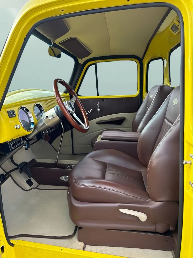 Chevrolet 3100 photo 11