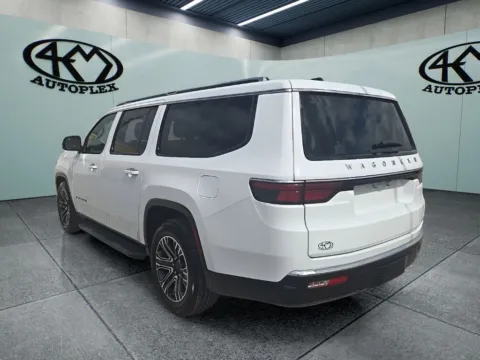 More photos of 2024 Jeep Wagoneer L Series II at 4M Autoplex - Industrial Blvd, TX