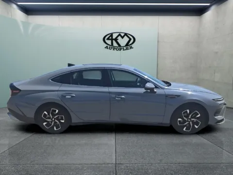 Photos of 2024 Hyundai Sonata SEL for sale in Abilene, TX at 4M Autoplex - Industrial Blvd