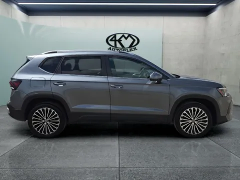 Photos of 2025 Volkswagen Taos 1.5T SE for sale in Abilene, TX at 4M Autoplex - Industrial Blvd