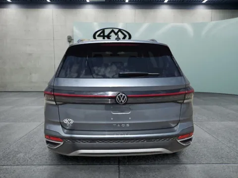 More photos of 2025 Volkswagen Taos 1.5T SE at 4M Autoplex - Industrial Blvd, TX