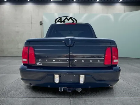 More photos of 2002 Lincoln Blackwood at 4M Autoplex - Industrial Blvd, TX