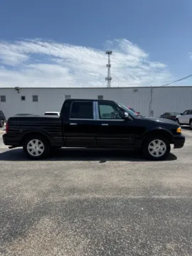 Photos of 2002 Lincoln Blackwood for sale in Abilene, TX at 4M Autoplex - Industrial Blvd