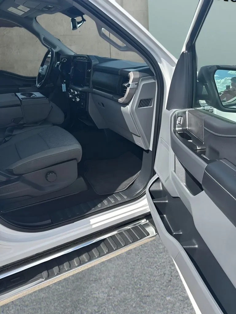 2024 Ford F-150 XLT - Photo 18
