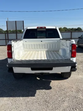 More photos of 2018 Chevrolet Silverado 1500 LT at 4M Autoplex - Industrial Blvd, TX