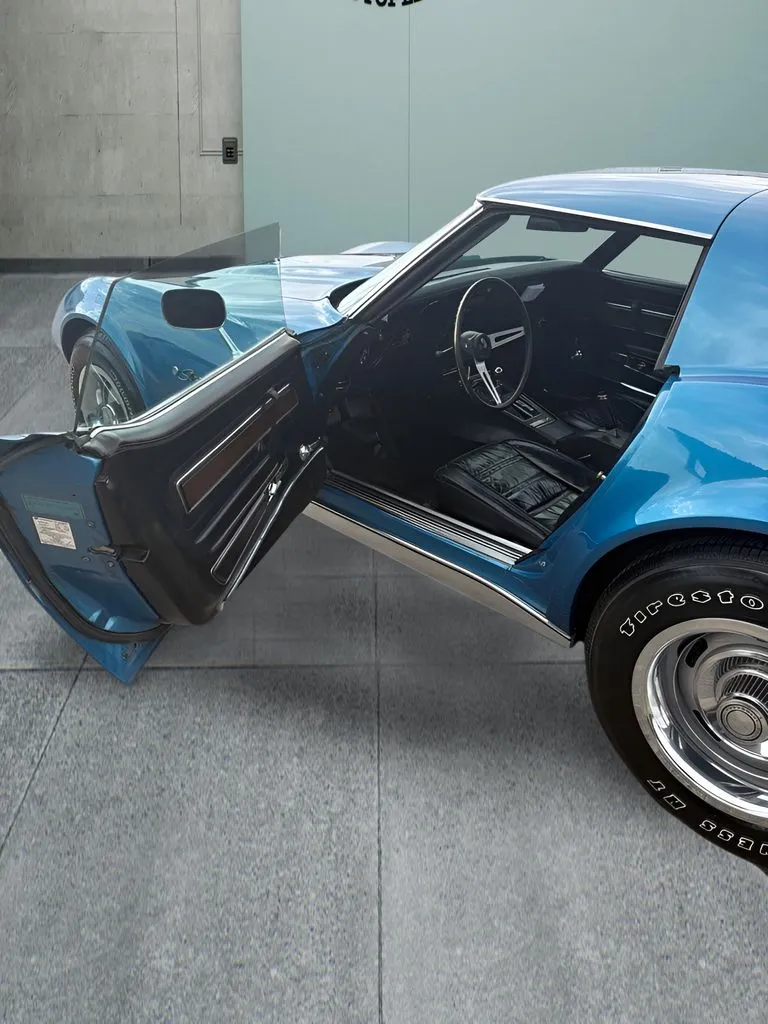 Chevrolet Corvette photo 17