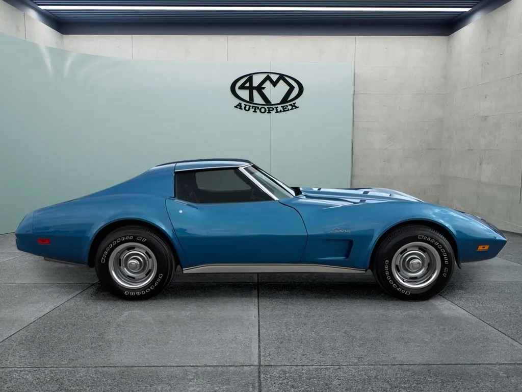 Chevrolet Corvette photo 2