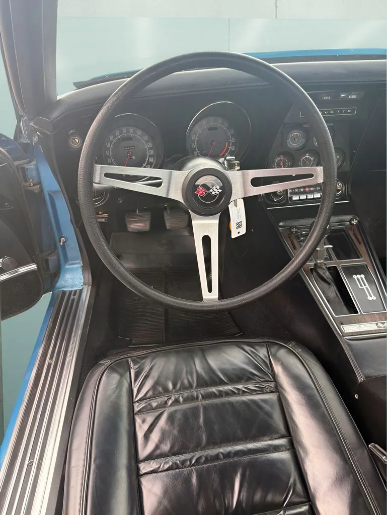Chevrolet Corvette photo 12
