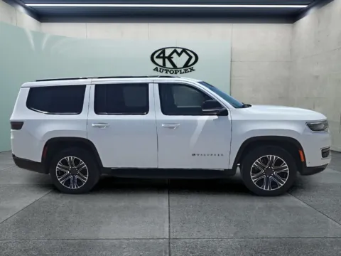 Photos of 2024 Jeep Wagoneer Series II for sale in Abilene, TX at 4M Autoplex - Industrial Blvd