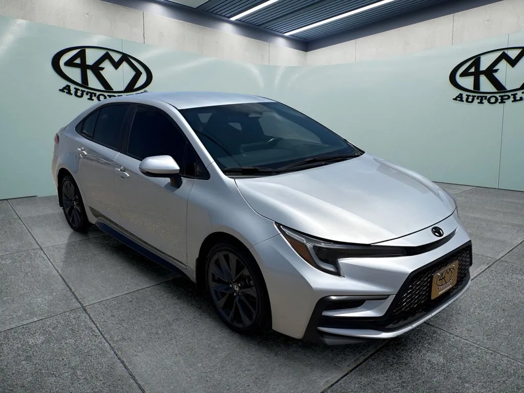 Silver 2024 Toyota Corolla SE for sale in Abilene, TX