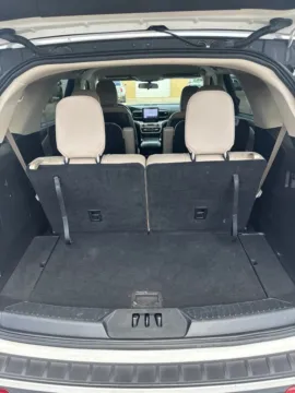 More photos of 2020 Ford Explorer XLT at 4M Autoplex - Industrial Blvd, TX