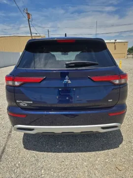 More photos of 2024 Mitsubishi Outlander SE at 4M Autoplex - Industrial Blvd, TX